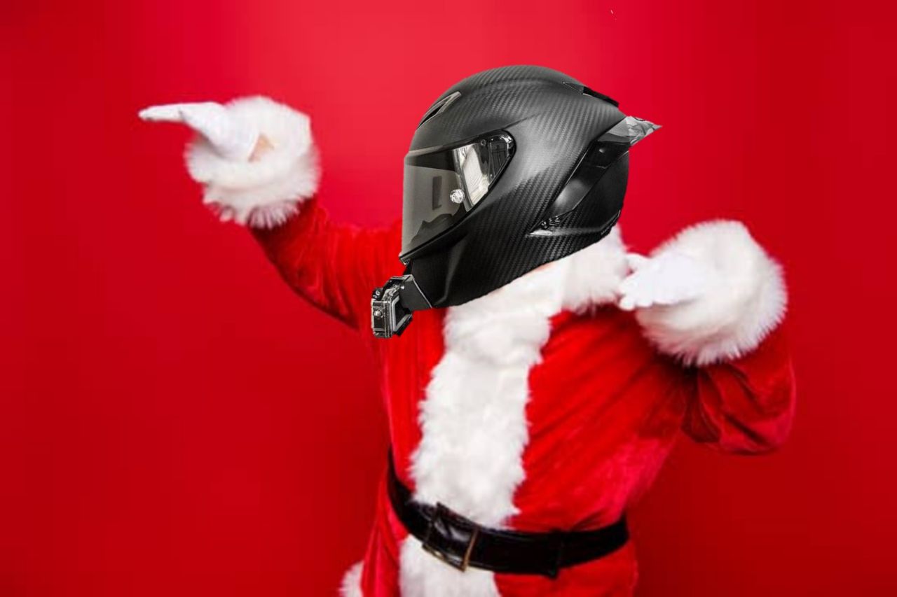 2022 Holiday Gift Guide for Motorcyclists (Motorcycle Stocking Stuffers)